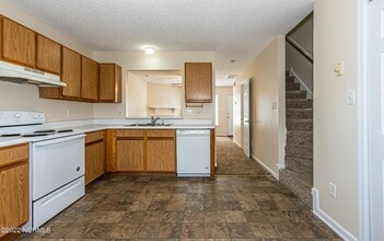 1161 Pueblo Dr in Jacksonville, NC - Building Photo - Building Photo