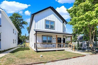 2022 Rembrandt St in Indianapolis, IN - Building Photo - Building Photo