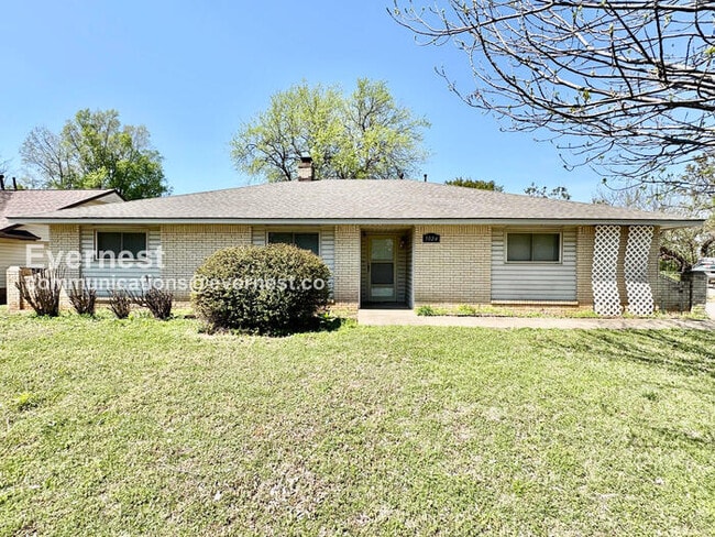 property at 5024 S Birch Ave