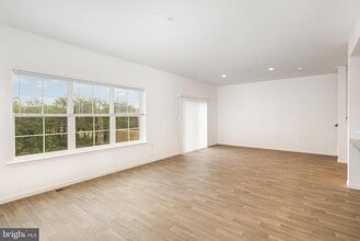 7880 Briarwood Dr in Harrisburg, PA - Foto de edificio - Building Photo