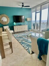 175 1st St S, Unit 2004 in St. Petersburg, FL - Building Photo - Building Photo