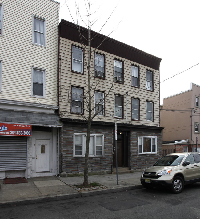 86 Central Ave in Jersey City, NJ - Building Photo - Building Photo