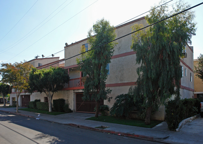 1916 N Spurgeon St in Santa Ana, CA - Building Photo - Building Photo