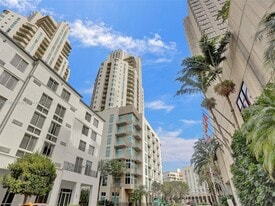 9066 SW 73rd Ct, Unit 1709 in Miami, FL - Building Photo