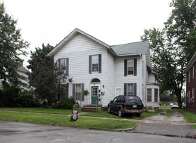 781 E 3rd St in Salem, OH - Building Photo