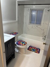 11668 San Jose in Redford, MI - Foto de edificio - Building Photo