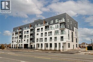 1936 Rymal Rd E in Hamilton, ON - Building Photo