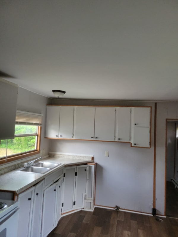 property at 5819 Glenpine Dr