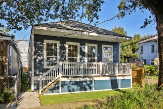 1938 Elysian Fields Ave in New Orleans, LA - Building Photo - Building Photo