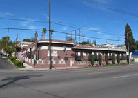 Mi Primera Casa in Los Angeles, CA - Foto de edificio - Building Photo