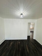 207 S Nachita Dr in Dallas, TX - Building Photo - Building Photo