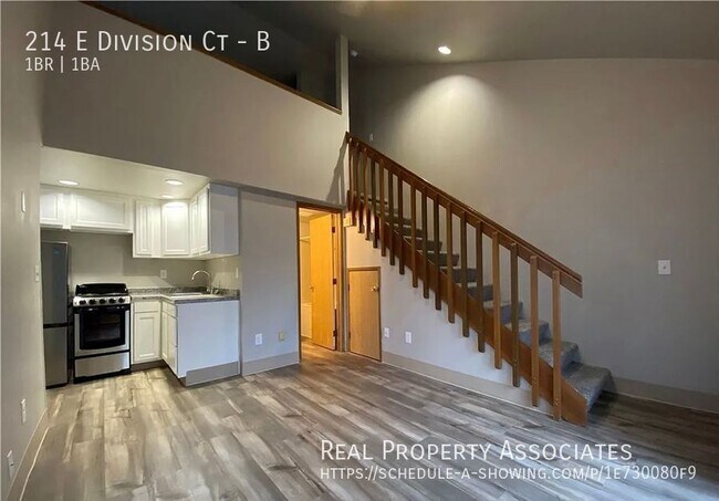 214 E Division Ct in Tacoma, WA - Building Photo - Building Photo