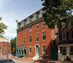 1136-1140 Pine St in Philadelphia, PA - Foto de edificio - Building Photo
