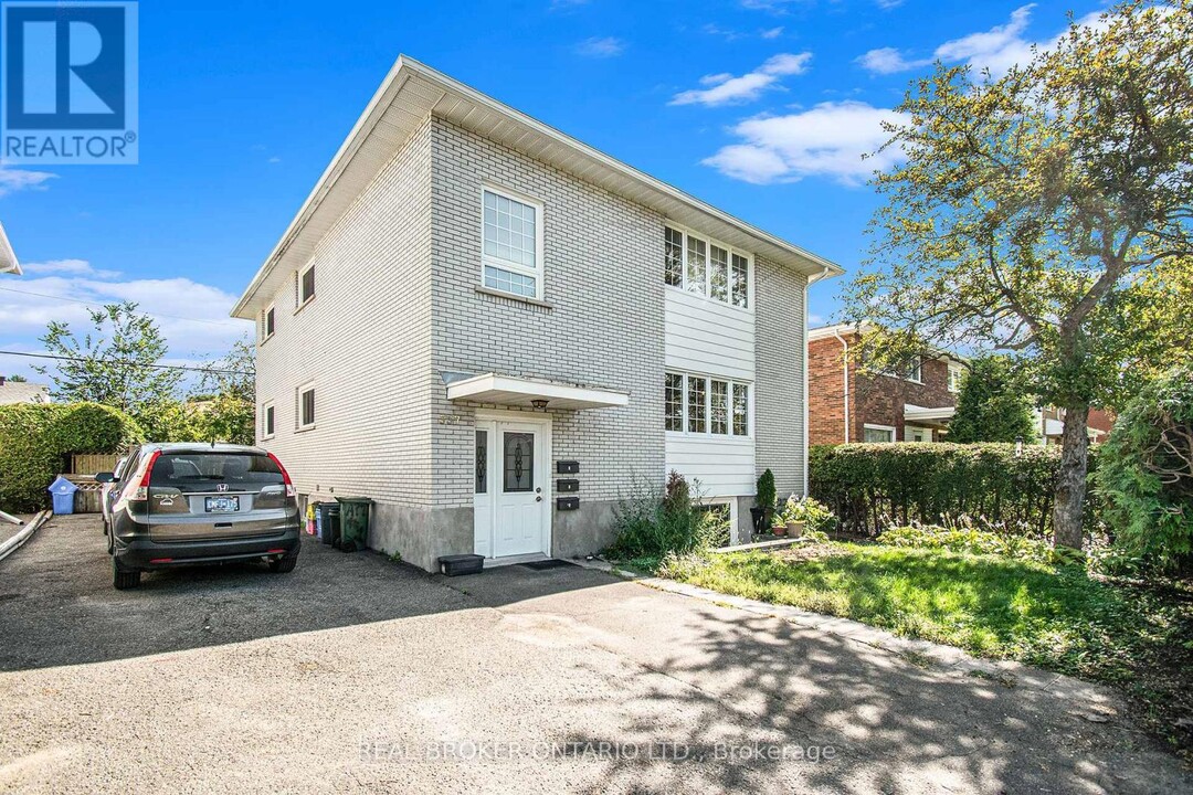 337-337 Zephyr Ave in Ottawa, ON - Building Photo