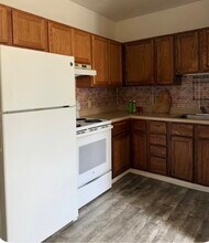 41 Hollywood St., Unit Apt 2 in Worcester, MA - Building Photo - Building Photo