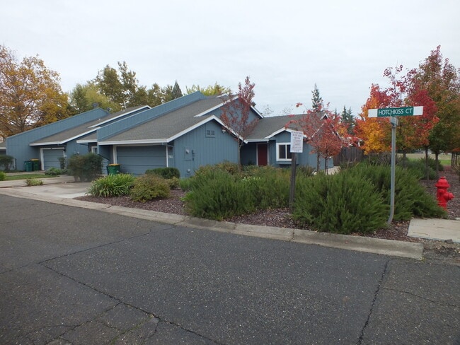 property at 2861 Hotchkiss Ct