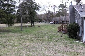 10075 Westland Dr in Knoxville, TN - Building Photo - Building Photo