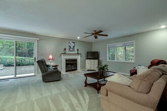 260 Chuniloti Way in Loudon, TN - Building Photo - Building Photo