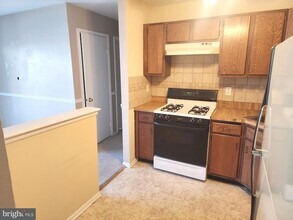 1104 Woodhollow Dr, Unit 1104 in Evesham, NJ - Foto de edificio - Building Photo