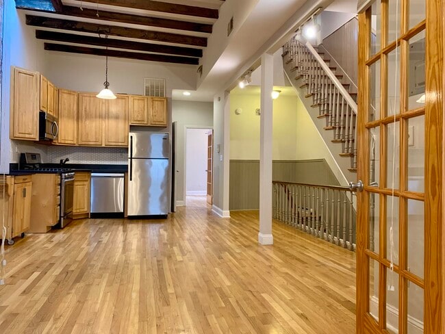 160 Steuben St in Jersey City, NJ - Building Photo - Building Photo