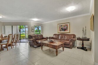 5901 Camino Del Sol in Boca Raton, FL - Building Photo - Building Photo