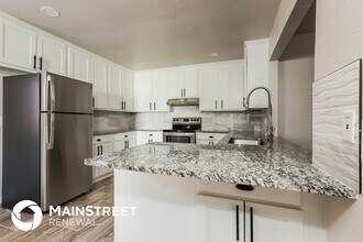 8829 Parkridge Dr in Oklahoma City, OK - Foto de edificio - Building Photo