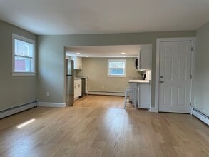 206-208 Mammoth Rd in Lowell, MA - Building Photo - Building Photo