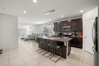 817 Boca Vista Ct in Davenport, FL - Building Photo - Building Photo
