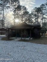 10325 Clearwater Rd in Vancleave, MS - Building Photo