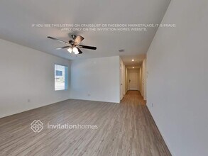 1009 Wildflower St in Ennis, TX - Building Photo - Building Photo