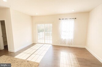 23788 Myrtle Glen Way in California, MD - Building Photo - Building Photo