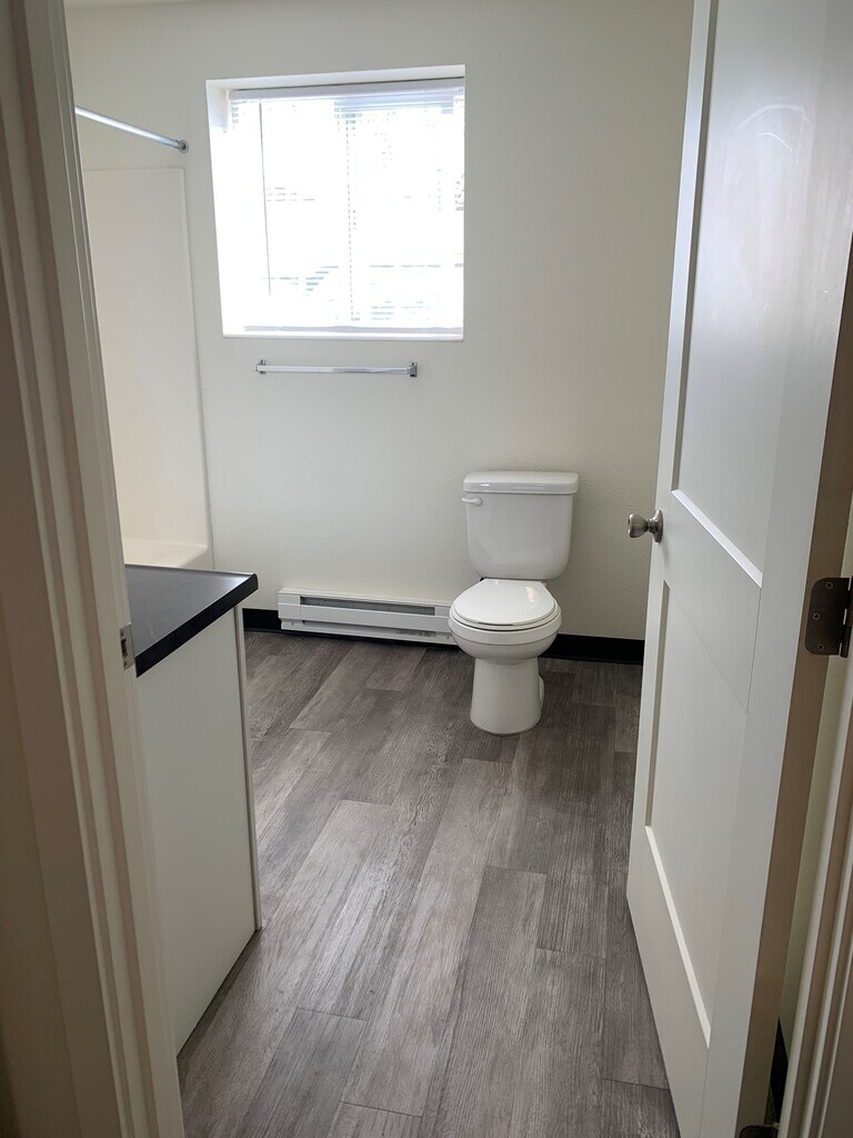 Heatherstone Apartments in Kennewick, WA