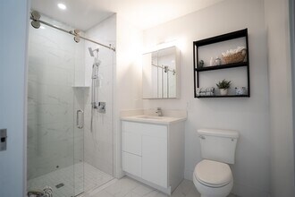 238 Deer St in Portsmouth, NH - Building Photo - Building Photo