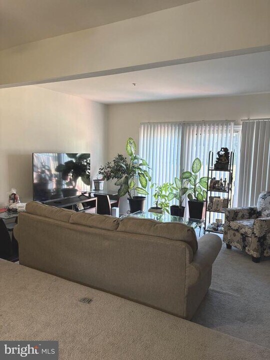 37 Joyceton Way in Upper Marlboro, MD - Building Photo