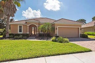 19640 Cobblestone Cir in Venice, FL - Building Photo