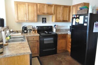 223 N 9th St, Unit 2 bedroom in Columbia, MO - Foto de edificio - Building Photo