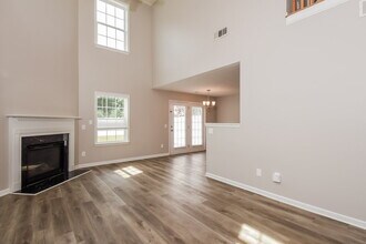 5995 Mountain Top Pl in Cumming, GA - Foto de edificio - Building Photo