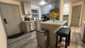 1014 NE 91st St in Seattle, WA - Building Photo