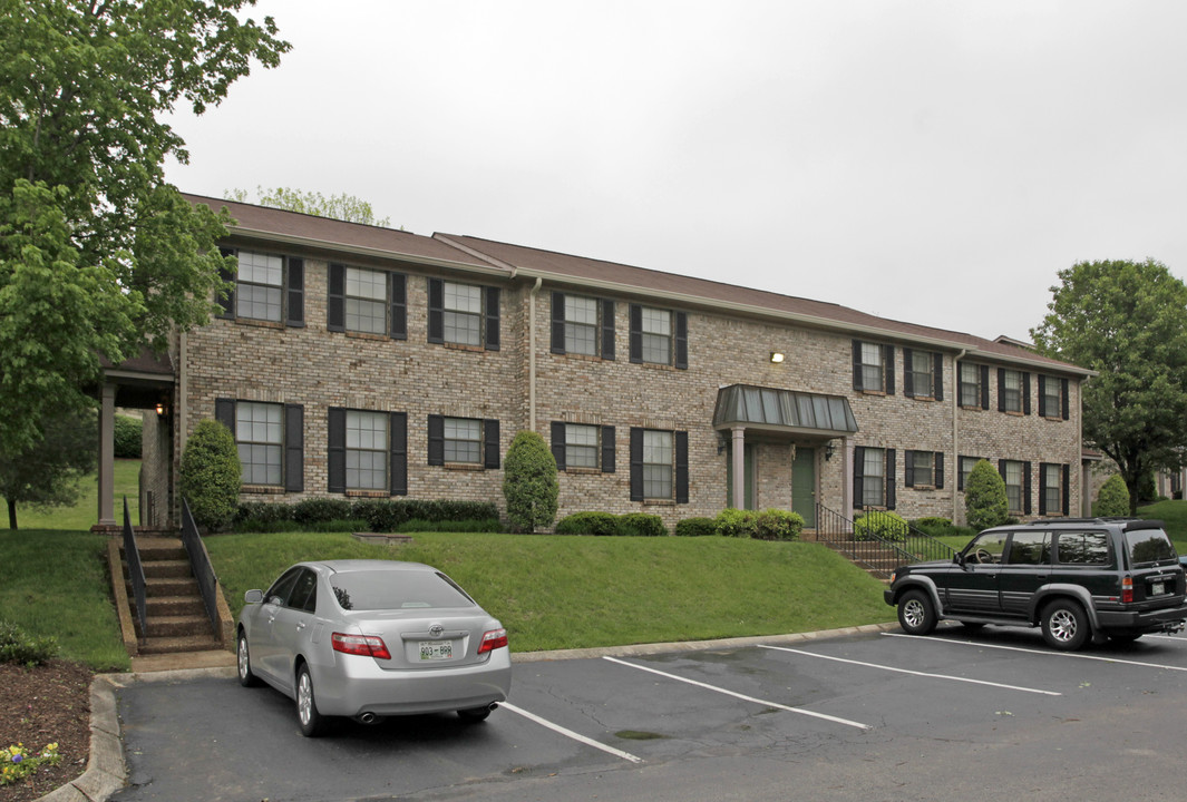 Brentwood Square in Nashville, TN - Building Photo