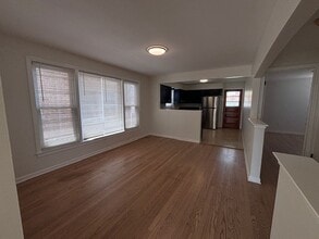 4014 W 58th St in Chicago, IL - Building Photo - Building Photo