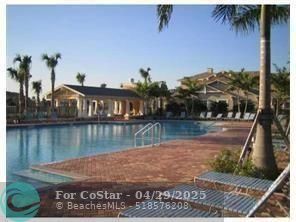 580 Pacific Grove Dr in West Palm Beach, FL - Building Photo - Building Photo