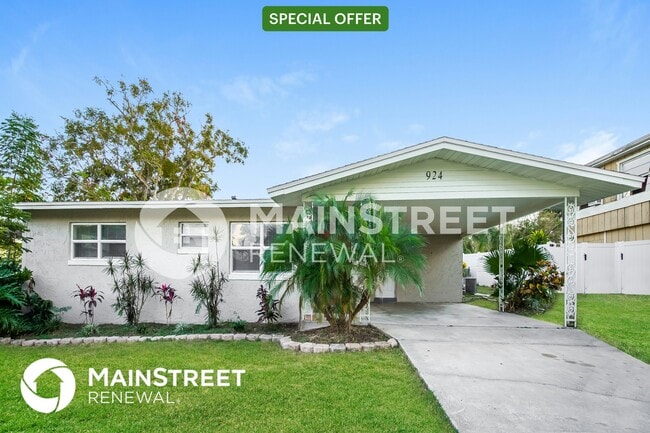 property at 924 Ave T SE