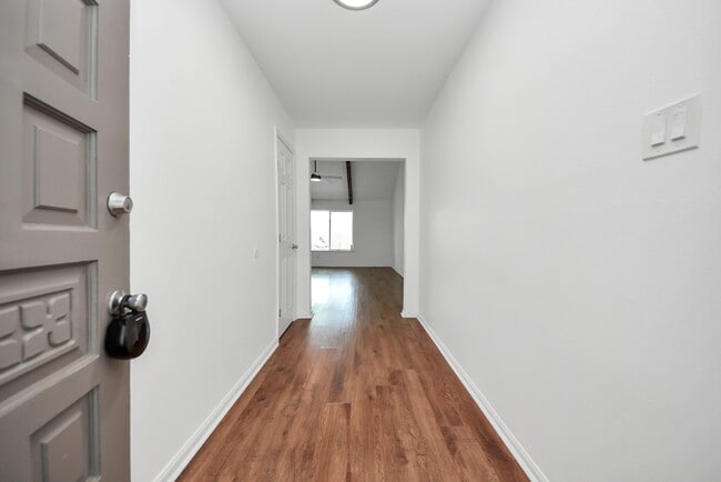 10327 Sageburrow Dr in Houston, TX - Building Photo - Building Photo