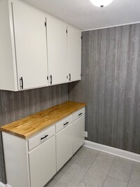 12216 Leavenworth Rd photo'