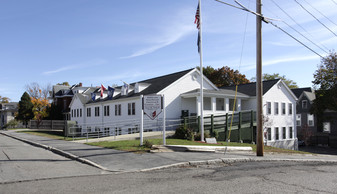 3 Beacon St Apartments