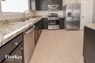 613 Belsay Castle Ct in Las Vegas, NV - Building Photo - Building Photo