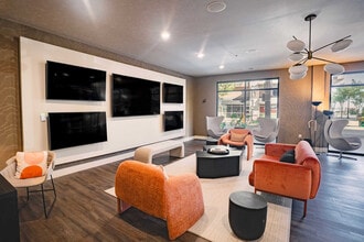 Gateway Lofts Cincinnati in Cincinnati, OH - Foto de edificio - Building Photo