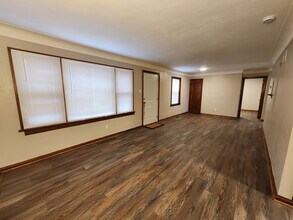 13131 East Ln in St. Louis, MO - Foto de edificio - Building Photo