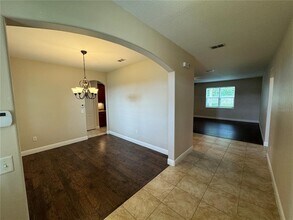 33927 Emerald Pond Loop in Leesburg, FL - Building Photo - Building Photo