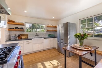 408 San Antonio St in Ojai, CA - Building Photo - Building Photo